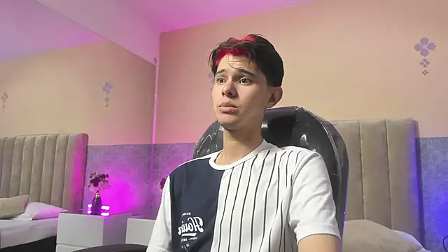 Derek Sinn online show from 03/27/26, 07:59