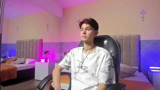 Derek Sinn online show from 03/26/26, 06:50