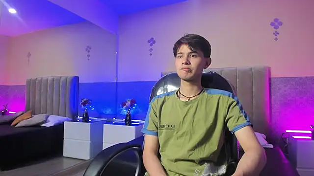 Derek Sinn online show from 03/29/26, 01:13