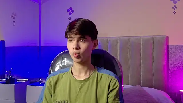 Derek Sinn online show from 04/05/26, 01:07