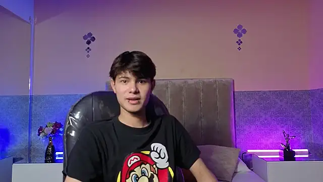 Snapshot of Derek_Sinn chatting on 02/27/26, 08:08 Derek Sinn online show from 02/27/26, 08:08