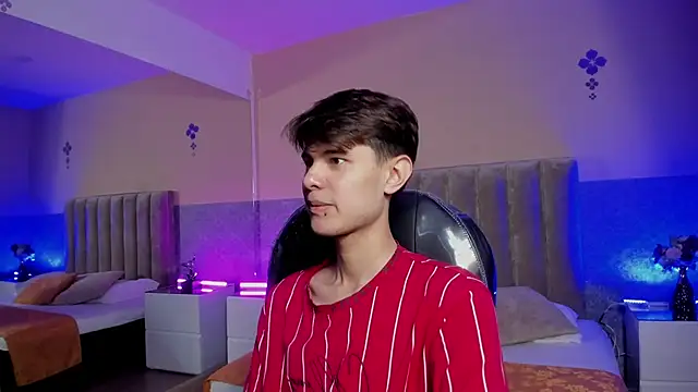 Derek Sinn online show from 04/10/26, 07:54