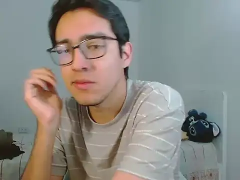 Snapshot of NickFin chatting on 07/11/26, 01:50 NickFin online show from 07/11/26, 01:50