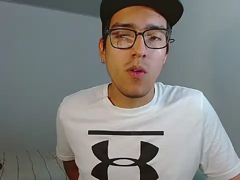 Snapshot of NickFin chatting on 07/09/26, 02:23 NickFin online show from 07/09/26, 02:23