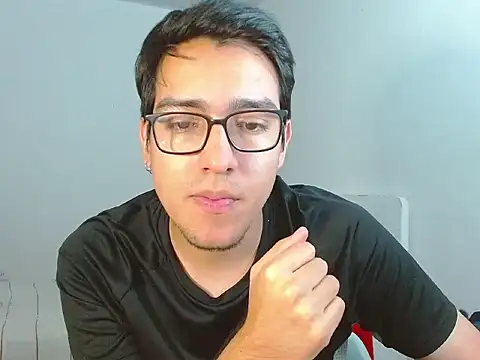 Snapshot of NickFin chatting on 07/16/26, 02:52 NickFin online show from 07/16/26, 02:52