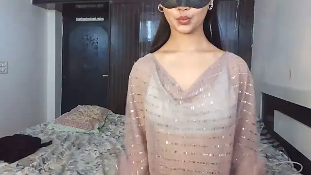 Alina Teen online show from 06/04/26, 07:24
