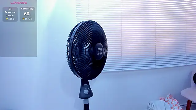 Charlothe 01 online show from 02/09/26, 09:02