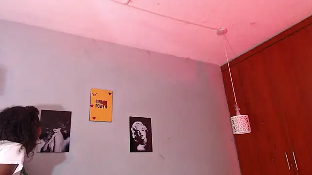 arianna rossi11 online show from 03/19/26, 12:38