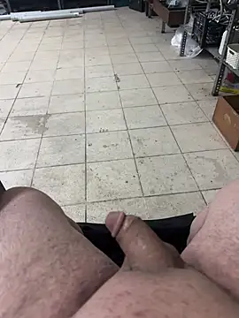 Snapshot of Can3438q chatting on 02/11/26, 10:31 Can3438q online show from 02/11/26, 10:31