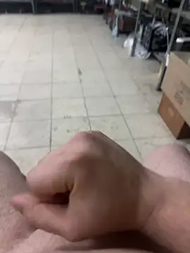 Snapshot of Can3438q chatting on 02/21/26, 08:33 Can3438q online show from 02/21/26, 08:33