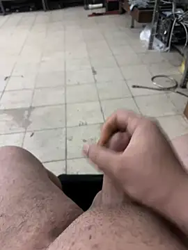 Snapshot of Can3438q chatting on 02/25/26, 09:47 Can3438q online show from 02/25/26, 09:47