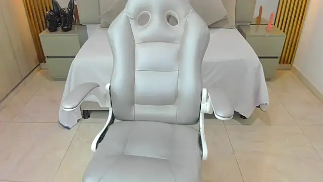 Nasira sultan online show from 03/29/26, 02:13