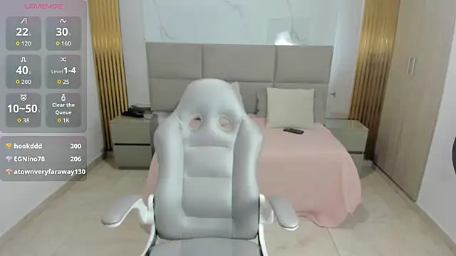 Snapshot of Nasira_sultan chatting on 06/15/26, 10:37 Nasira sultan online show from 06/15/26, 10:37