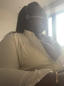 Snapshot of BouncyBBW chatting on 02/16/26, 11:53 BouncyBBW online show from 02/16/26, 11:53