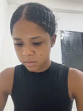 LIA PARKERR online show from 04/13/26, 10:25