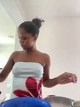 LIA PARKERR online show from 02/28/26, 04:06