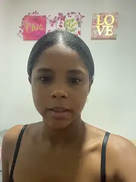 LIA PARKERR online show from 02/11/26, 08:20