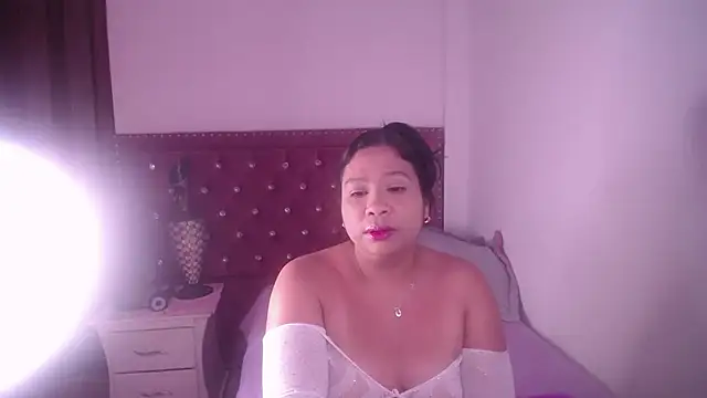 Snapshot of miafuegolatino chatting on 07/22/26, 02:57 miafuegolatino online show from 07/22/26, 02:57