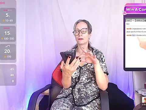 laurasofia45 online show from 05/12/26, 04:13