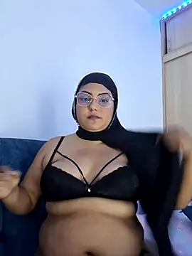 Amira-sultan online show from 02/23/26, 09:04