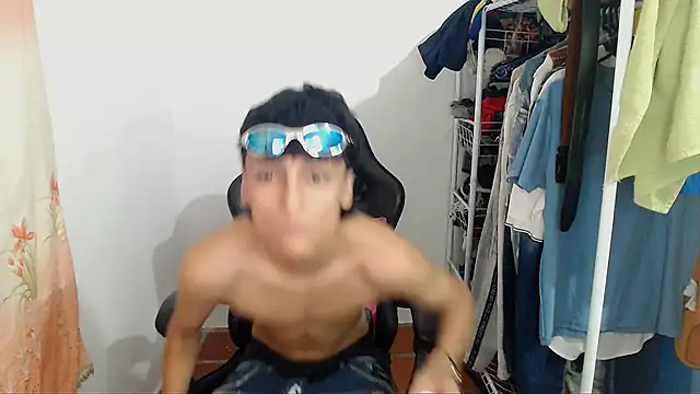 BOY 0914 online show from 02/21/26, 05:53