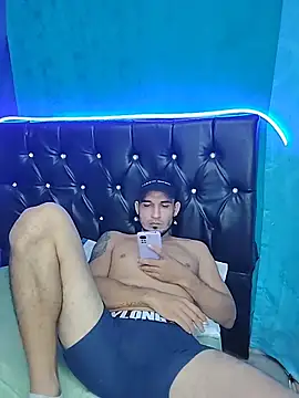 junior men22 online show from 02/17/26, 01:30