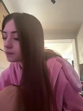 karlaluuvv online show from 03/18/26, 11:13