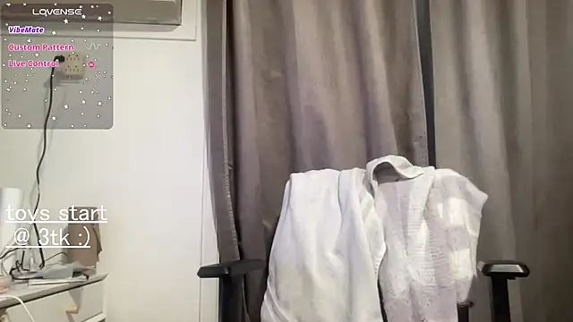 bloggirllaurel online show from 03/25/26, 11:25