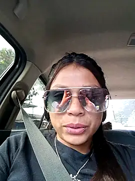 Snapshot of Tatianna_Loove_ chatting on 05/15/26, 02:37 Tatianna Loove online show from 05/15/26, 02:37