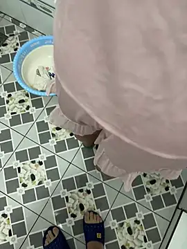 kimoanh102 online show from 02/27/26, 11:32