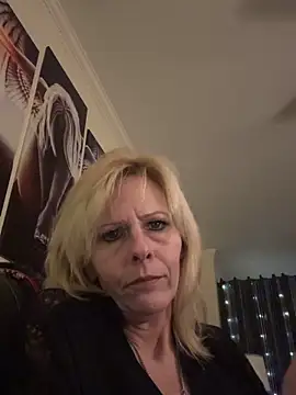 Snapshot of FireAfterDark chatting on 02/20/26, 03:14 FireAfterDark online show from 02/20/26, 03:14