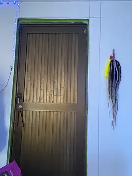 suky pou online show from 02/20/26, 03:25