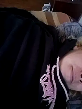 tuhardsexy online show from 04/23/26, 02:08