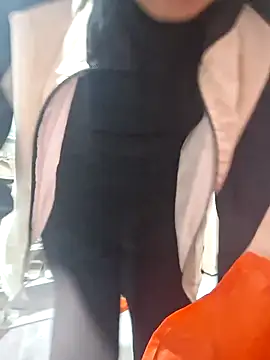 Snapshot of Mey_mey2k3 chatting on 02/11/26, 03:39 Mey mey2k3 online show from 02/11/26, 03:39