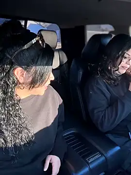 Snapshot of KittyTatts chatting on 02/05/26, 10:49 KittyTatts online show from 02/05/26, 10:49