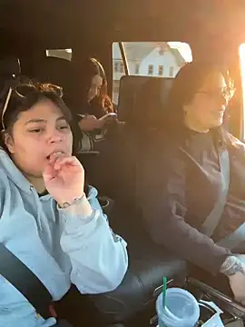 Snapshot of KittyTatts chatting on 02/10/26, 11:26 KittyTatts online show from 02/10/26, 11:26