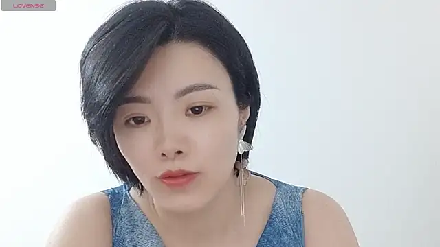 Snapshot of Nikishine chatting on 06/04/26, 06:07 Nikishine online show from 06/04/26, 06:07