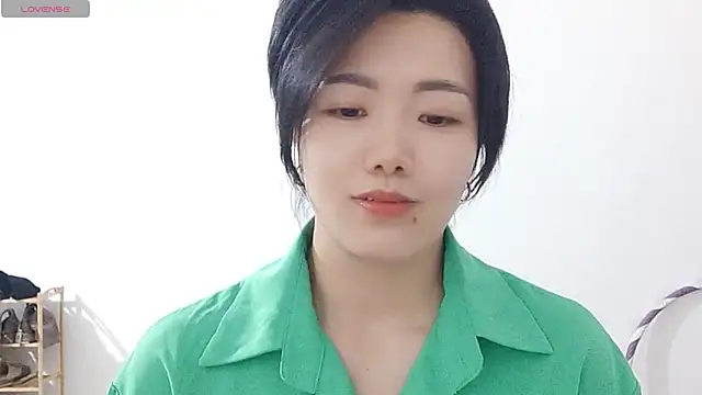 Snapshot of Nikishine chatting on 04/25/26, 01:41 Nikishine online show from 04/25/26, 01:41