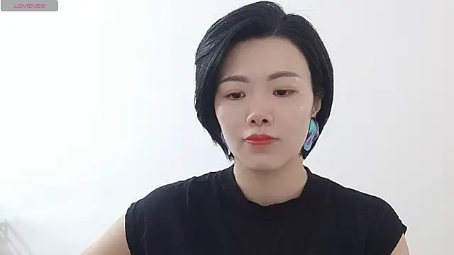 Snapshot of Nikishine chatting on 06/12/26, 04:10 Nikishine online show from 06/12/26, 04:10