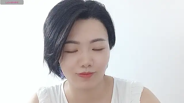 Snapshot of Nikishine chatting on 05/29/26, 12:00 Nikishine online show from 05/29/26, 12:00