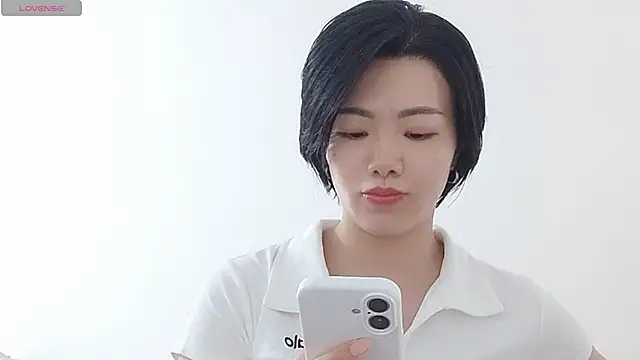 Snapshot of Nikishine chatting on 05/22/26, 05:16 Nikishine online show from 05/22/26, 05:16