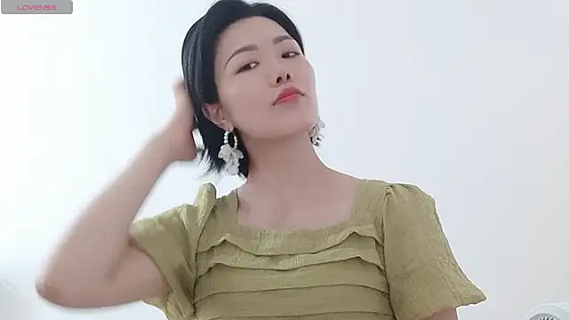 Snapshot of Nikishine chatting on 05/31/26, 05:35 Nikishine online show from 05/31/26, 05:35