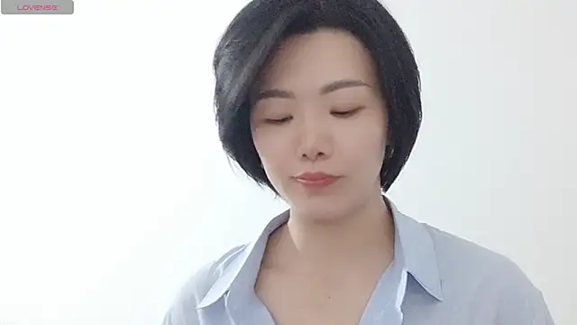 Snapshot of Nikishine chatting on 06/10/26, 10:38 Nikishine online show from 06/10/26, 10:38