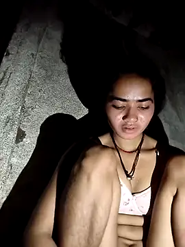 Sonali Bendre online show from 03/22/26, 02:18