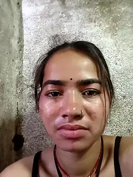 Sonali Bendre online show from 04/14/26, 03:55