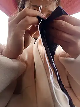 Snapshot of sushi-asa chatting on 02/19/26, 07:05 sushi-asa online show from 02/19/26, 07:05