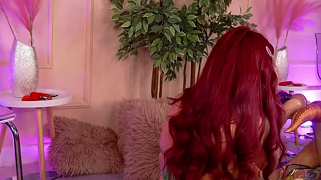 CrystalRedd online show from 03/08/26, 05:44