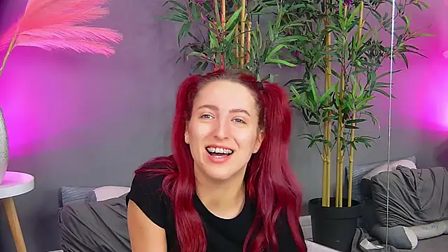 CrystalRedd online show from 04/04/26, 03:57