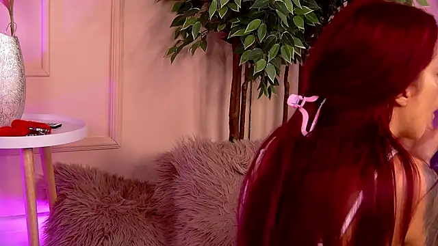 CrystalRedd online show from 03/04/26, 05:15