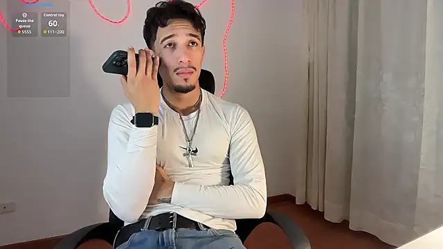 Snapshot of rafael_stone11 chatting on 02/20/26, 01:46 rafael stone11 online show from 02/20/26, 01:46